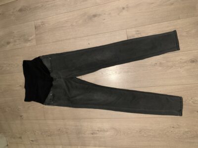 Maternity jeans